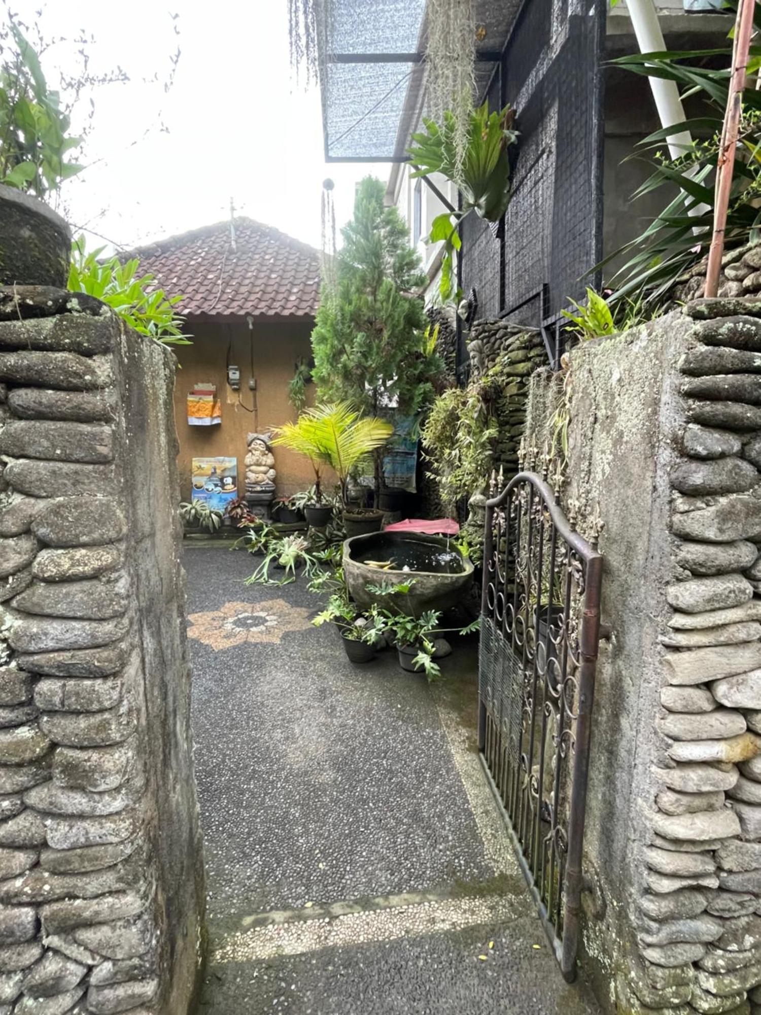 Suntari Homestay 우붓 외부 사진